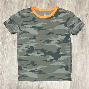 4/$30 GAP Kids Camouflage T-Shirt - Green and Orange